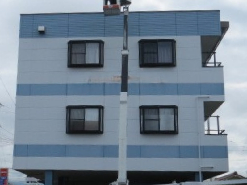 長野県上田市のビル・マンションの外壁塗装（取替）の施工前｜有限会社信美塗装社の施工事例
