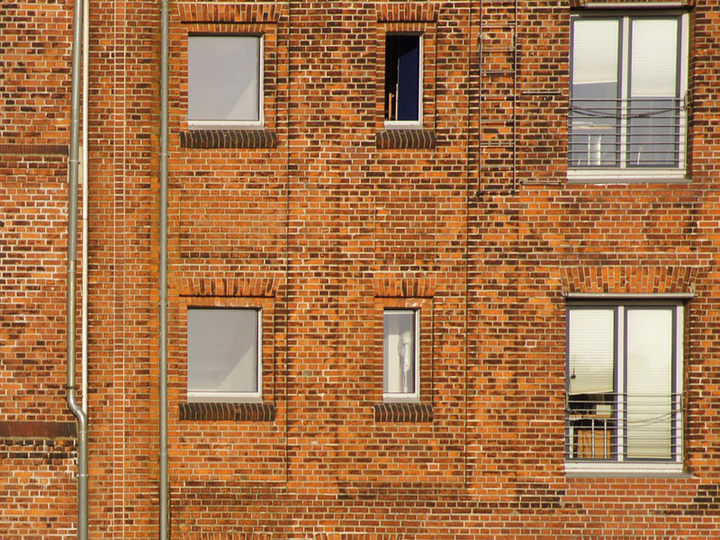 古い壁イメージ（Thomas MüllerによるPixabayからの画像）